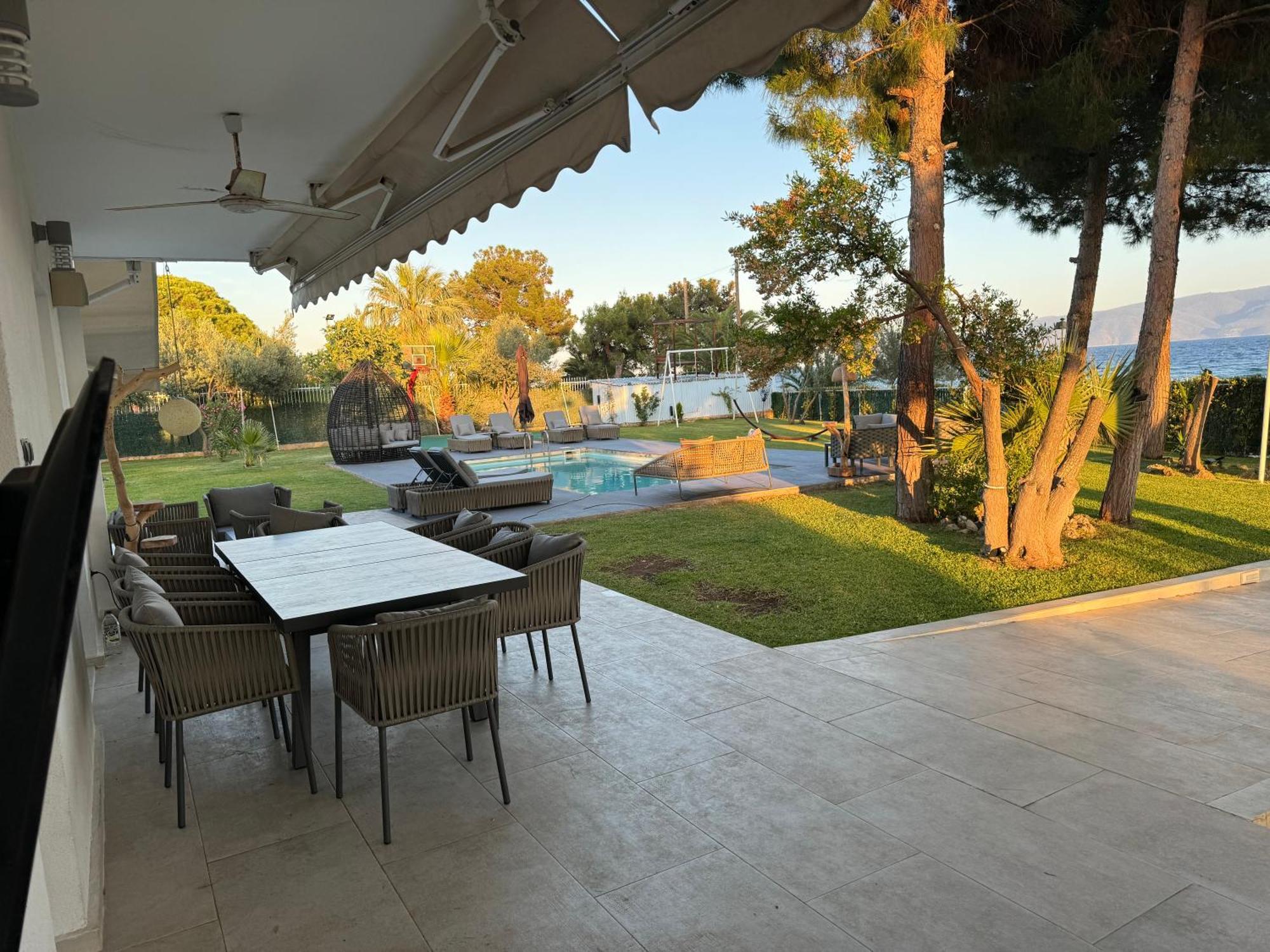 Zoza Luxury Villa Isthmia By The Sea With Private Pool Kalamáki Buitenkant foto